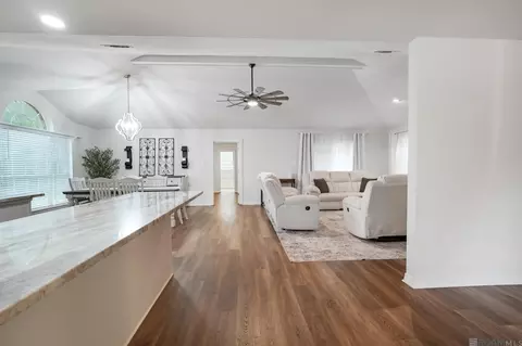 Entry Way - 31535 River Pines Dr, Springfield, LA 70462 photo 1 of 1