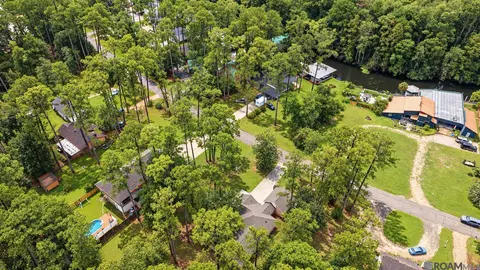 View/Area - 31535 River Pines Dr, Springfield, LA 70462 photo 1 of 2