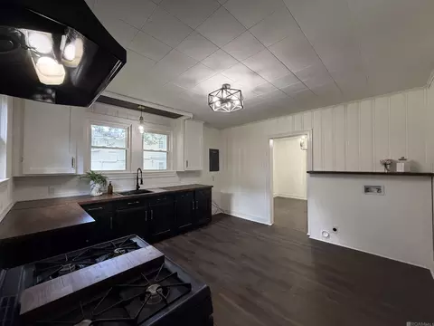 3648 Sherwood St, Baton Rouge, LA 70805