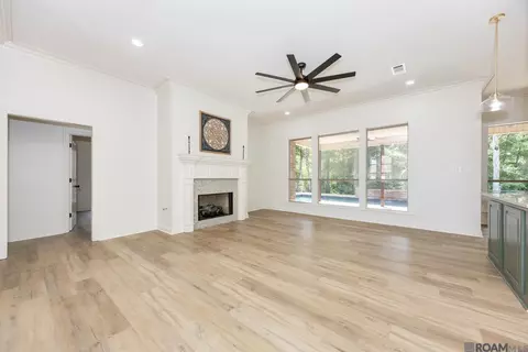 Living - 13348 Williamsburg Ave, Walker, LA 70785 photo 1 of 3