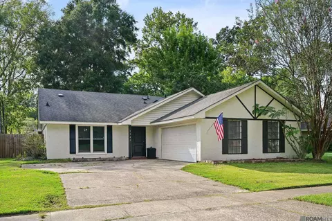 5942 Fort Sumpter Dr, Baton Rouge, LA 70817