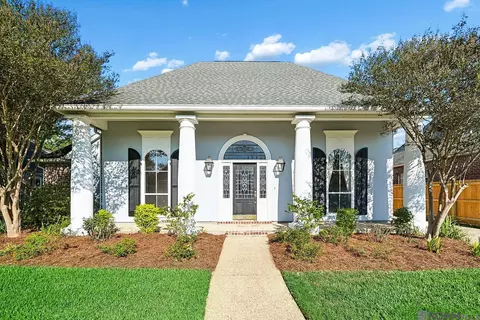 733 Troutbeck Dr, Baton Rouge, LA 70810