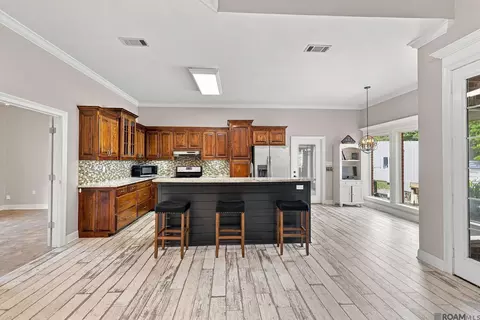 Kitchen - 33798 Cane Market Rd, Walker, LA 70785 photo 1 of 4