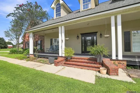 Exterior - 33798 Cane Market Rd, Walker, LA 70785 photo 2 of 13
