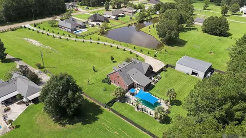 View/Area - 33798 Cane Market Rd, Walker, LA 70785 photo 3 of 4