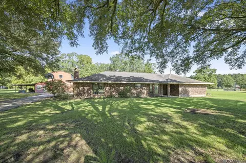Exterior - 35013 J W Hall Rd, Walker, LA 70785 photo 2 of 9