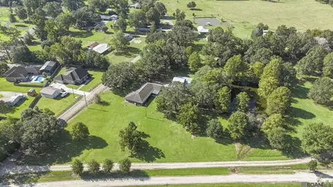 View/Area - 35013 J W Hall Rd, Walker, LA 70785 photo 3 of 7