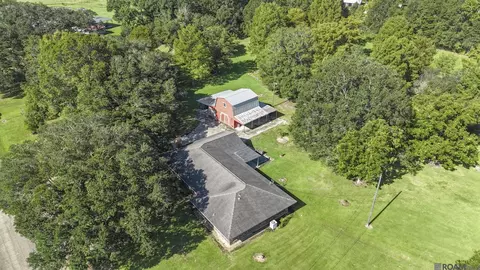View/Area - 35013 J W Hall Rd, Walker, LA 70785 photo 4 of 7