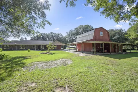 Exterior - 35013 J W Hall Rd, Walker, LA 70785 photo 6 of 9