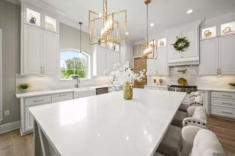 14074 Lovett Rd, Baton Rouge, LA 70818