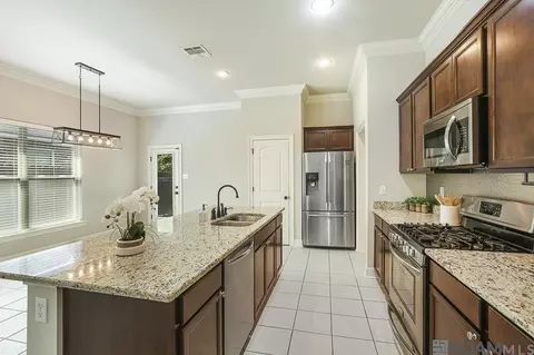 39197 Superior Wood Ave, Gonzales, LA 70737