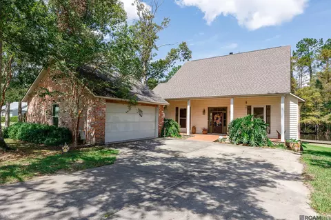 Exterior - 31792 River Pines Dr, Springfield, LA 70462 photo 16 of 16