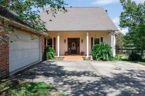 Exterior - 31792 River Pines Dr, Springfield, LA 70462 photo 15 of 16