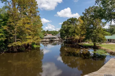 View/Area - 31792 River Pines Dr, Springfield, LA 70462 photo 3 of 4