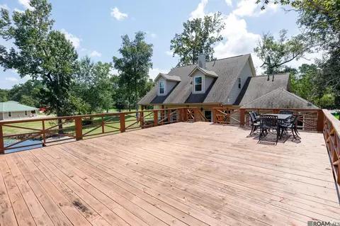 Exterior - 31792 River Pines Dr, Springfield, LA 70462 photo 11 of 16