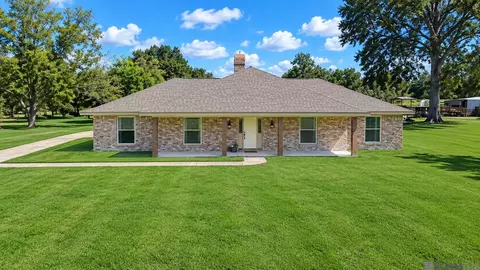 Exterior - 7284 Island Rd, Jarreau, LA 70749 photo 3 of 4
