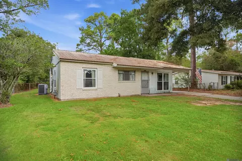 4076 Fleet Dr, Baton Rouge, LA 70809