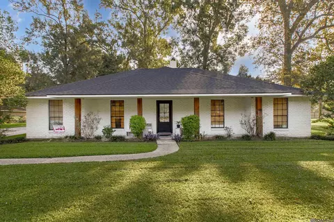 7634 Conestoga Dr, Greenwell Springs, LA 70739