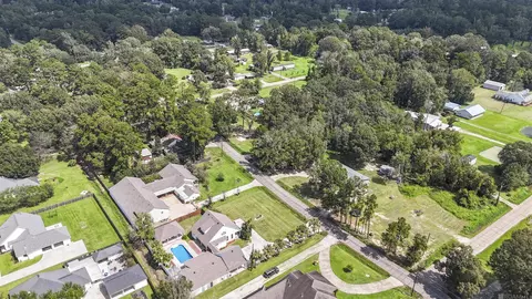 View/Area - 32787 Duff Rd, Walker, LA 70785 photo 2 of 3