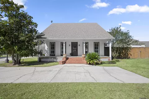 Exterior - 32787 Duff Rd, Walker, LA 70785 photo 2 of 10