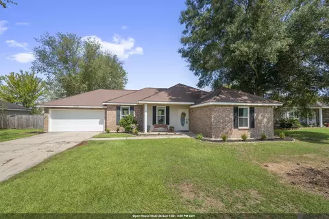 43304 S Henderson Ave, Prairieville, LA 70769