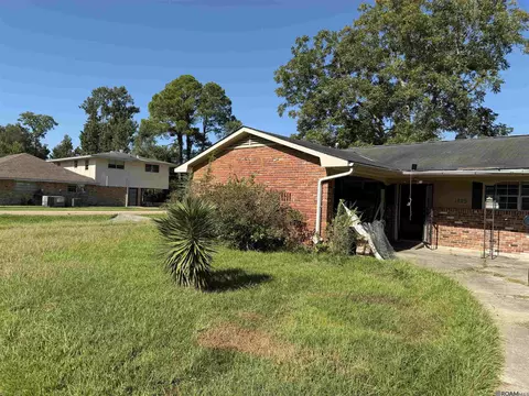 1825 Lombard Dr, Baton Rouge, LA 70810