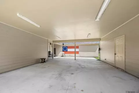 Exterior - 14176 Twelve Oaks Dr, Walker, LA 70785 photo 4 of 6