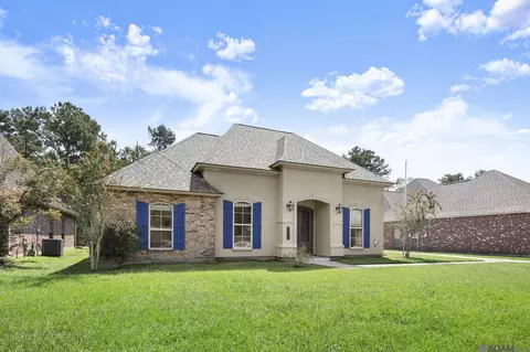 Exterior - 14176 Twelve Oaks Dr, Walker, LA 70785 photo 2 of 6