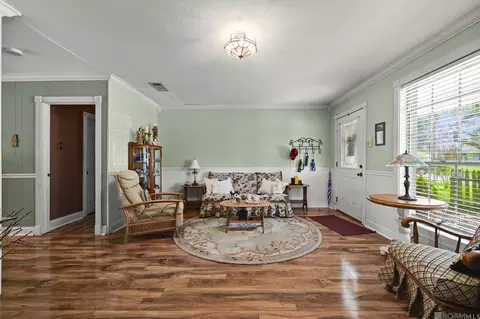 1169 S Burgess Dr, Baton Rouge, LA 70815