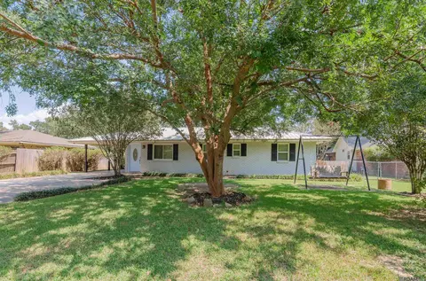 30698 Ranchero Ave, Denham Springs, LA 70726