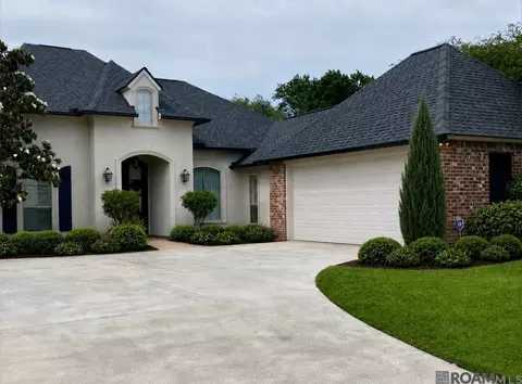 16633 Highland Club Ave, Baton Rouge, LA 70817