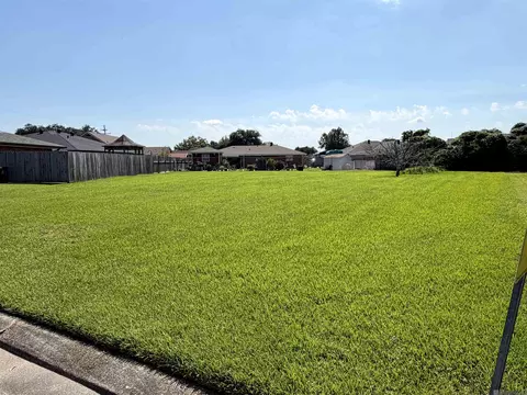 2018 Ray Dr, Houma, LA 70363 photo 4