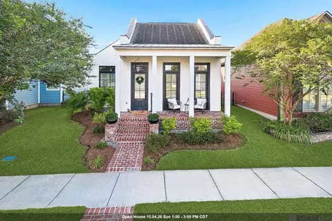 13330 La Petite Ln, Baton Rouge, LA 70818