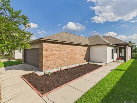 1215 Madrid Ave, Saint Gabriel, LA 70776