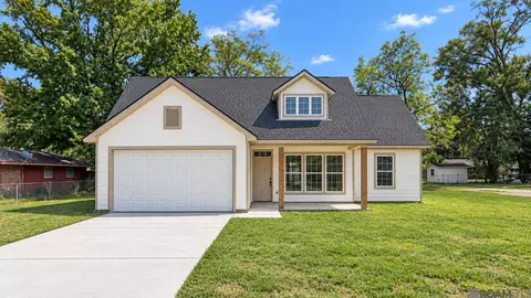 8854 Gov Pleasant Dr, Baton Rouge, LA 70811