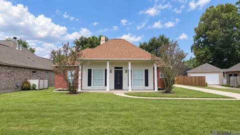 1465 Ironwood Dr, Denham Springs, LA 70726