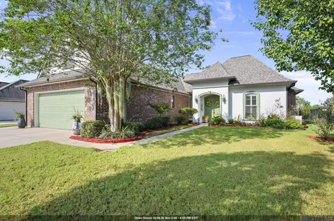 16475 Pascal Dr, Prairieville, LA 70769