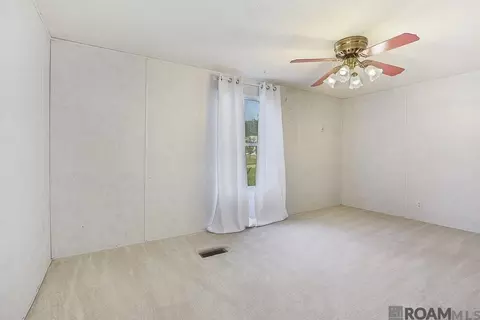 Bedroom - 29796 A Burns Ln, Walker, LA 70785 photo 3 of 3