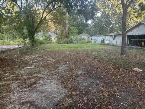 5248 Hammond St, Baton Rouge, LA 70805
