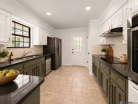 Kitchen - 15316 Libra Ave, Pride, LA 70770 photo 1 of 1