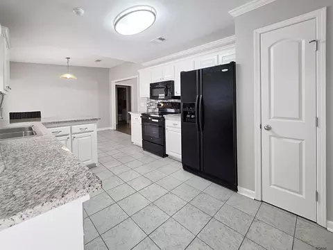 Kitchen - 13492 Prairie Ln, Walker, LA 70785 photo 1 of 3