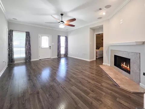 Living - 13492 Prairie Ln, Walker, LA 70785 photo 1 of 3