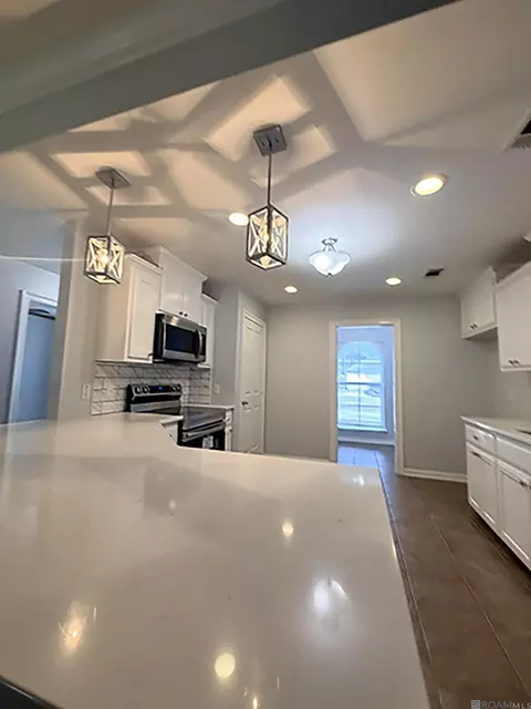 Kitchen - 801 Chemin Dr, Baker, LA 70714 photo 5 of 5