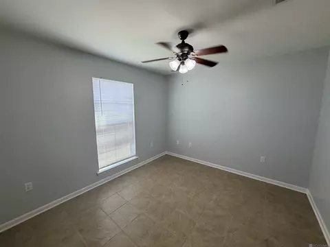 Bedroom - 801 Chemin Dr, Baker, LA 70714 photo 2 of 6