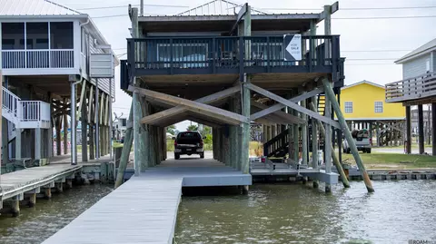 1039 Hwy 1, Grand Isle, LA 70358