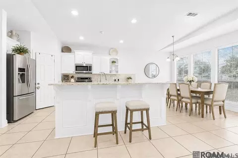Kitchen - 11135 Peaks Ave, Walker, LA 70785 photo 1 of 2