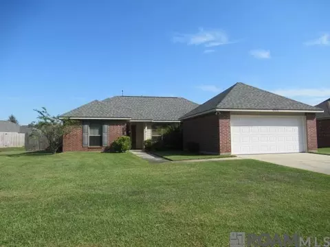 12727 Bonnie Bleu Dr, Denham Springs, LA 70726