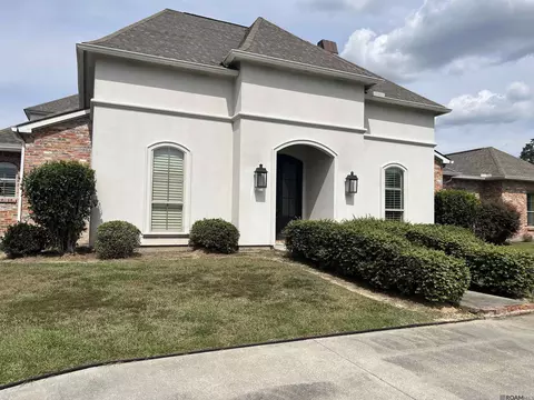 16201 Missy Ct, Greenwell Springs, LA 70739