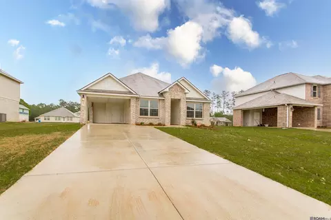 18112 Fox Hollow Loop, Hammond, LA 70401