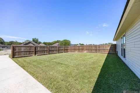 Exterior - 12236 Creekside Ave, Walker, LA 70785 photo 3 of 3